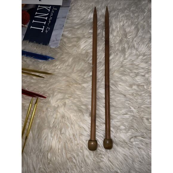 Knitting Needles Lot Diff Colors And Sizes One New K Crochet Hook Book Plus More - Picture 9 of 16